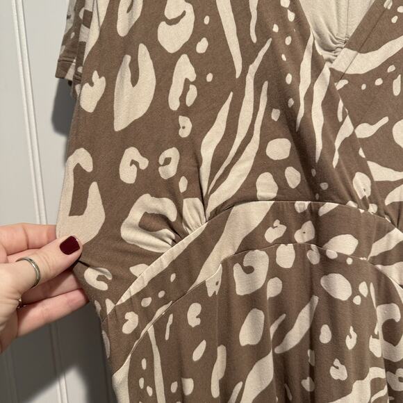 Cabi Swoon Maxi Dress Tiered Back Cutout Taupe Cream Size XL - Picture 4 of 8